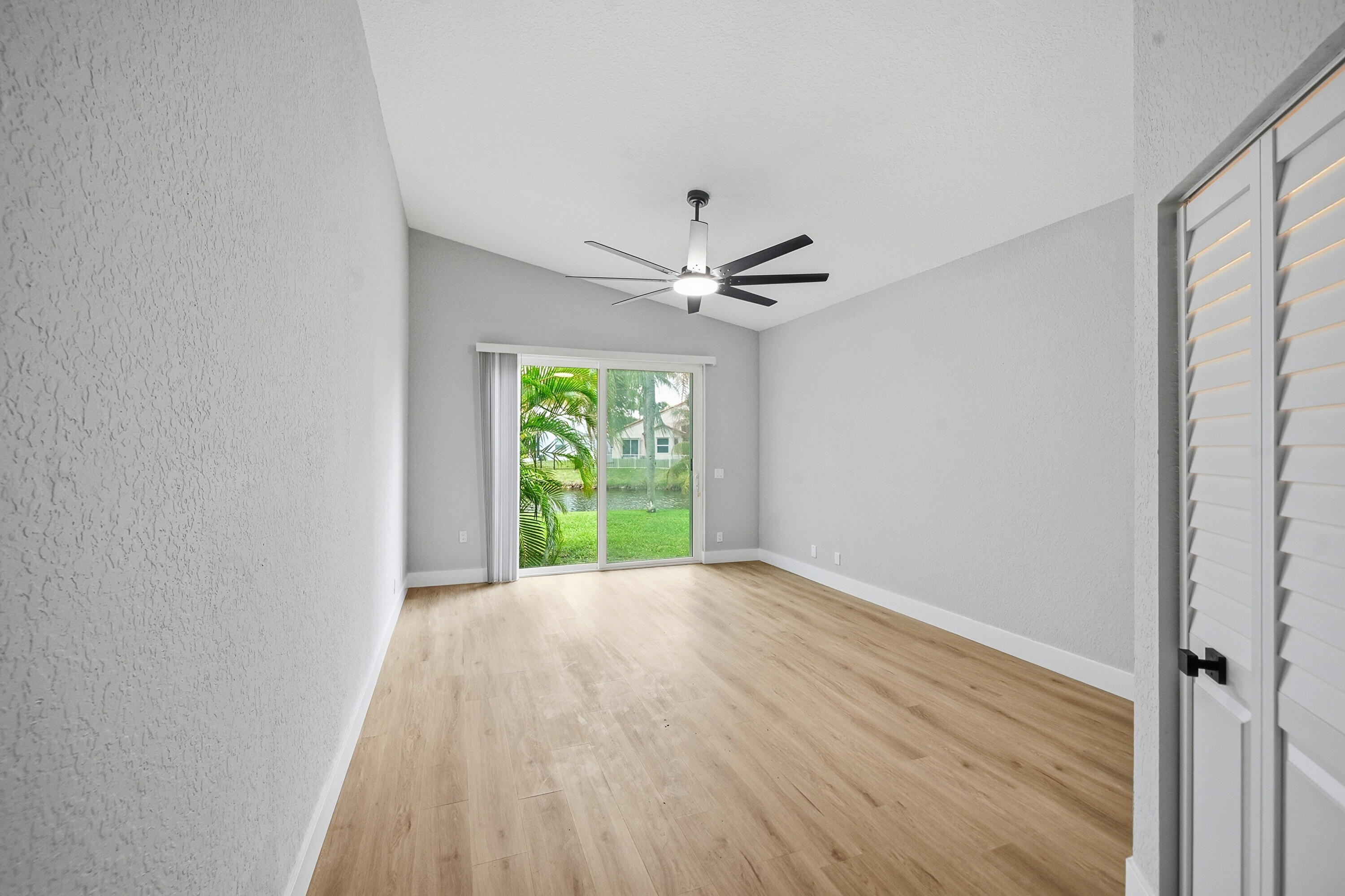 COQUINA LAKES - Residential