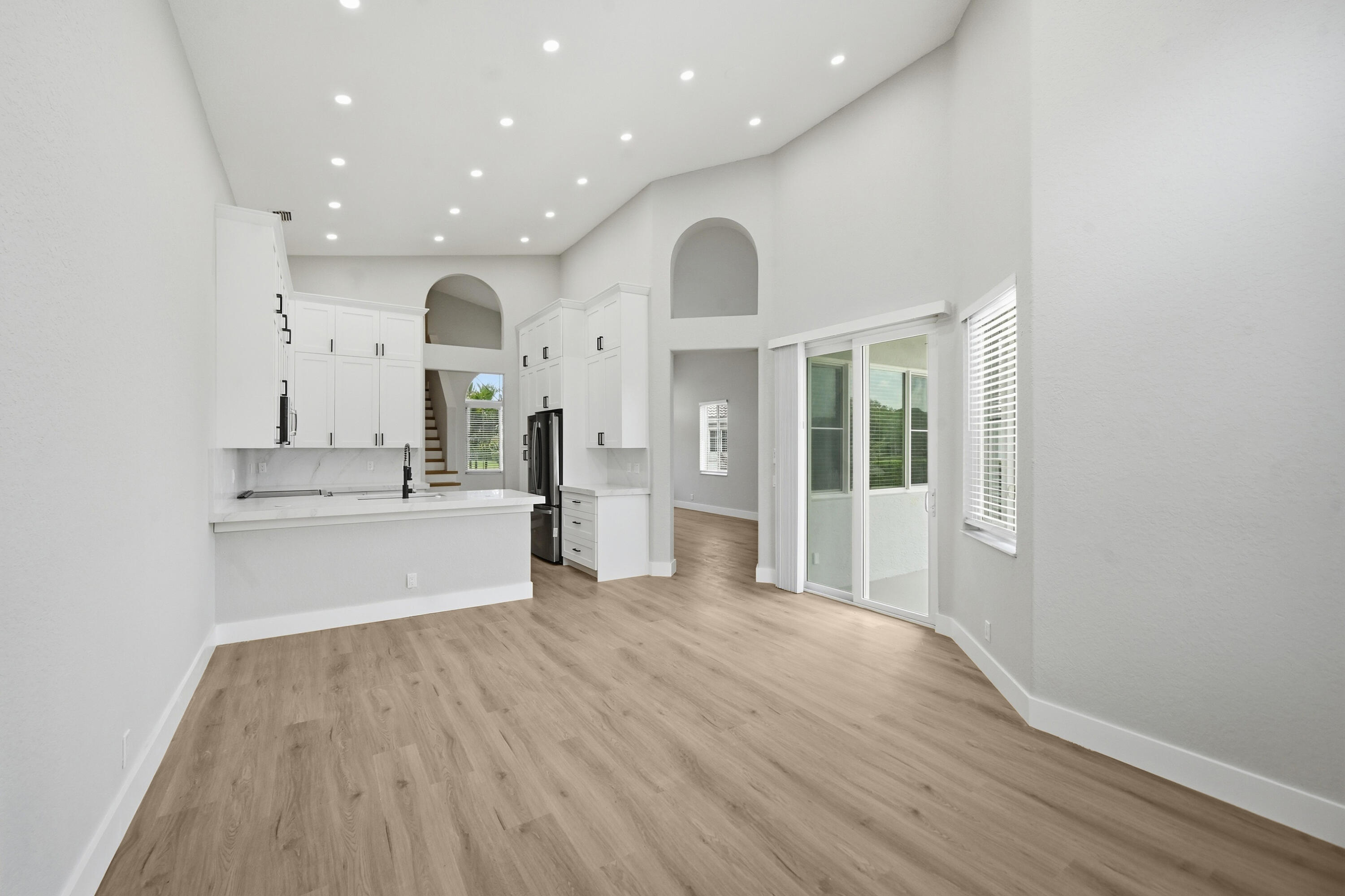 COQUINA LAKES - Residential