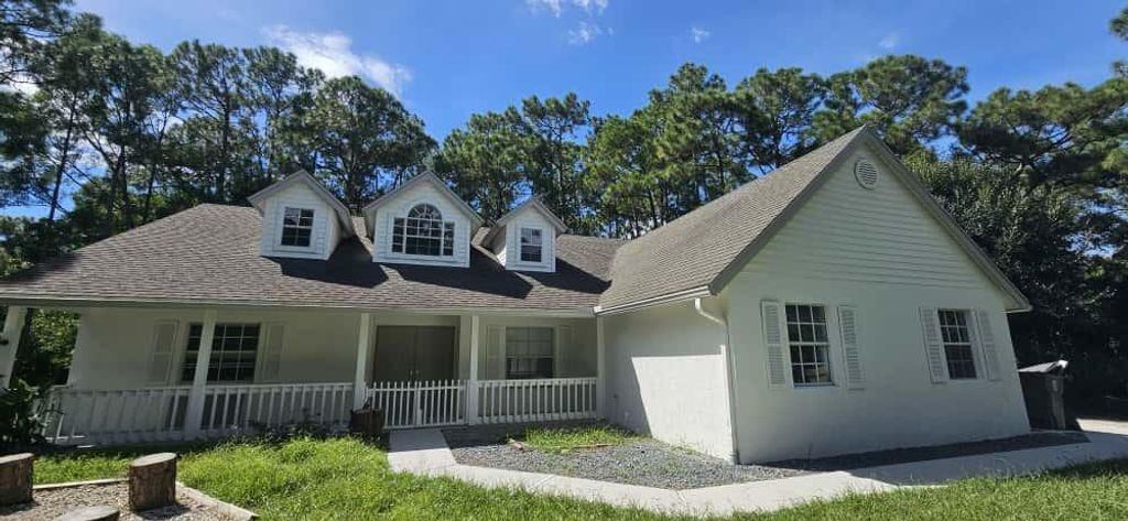 Photo of 15941 Mellen Lane, Jupiter, FL 33458 (MLS # R11120108)