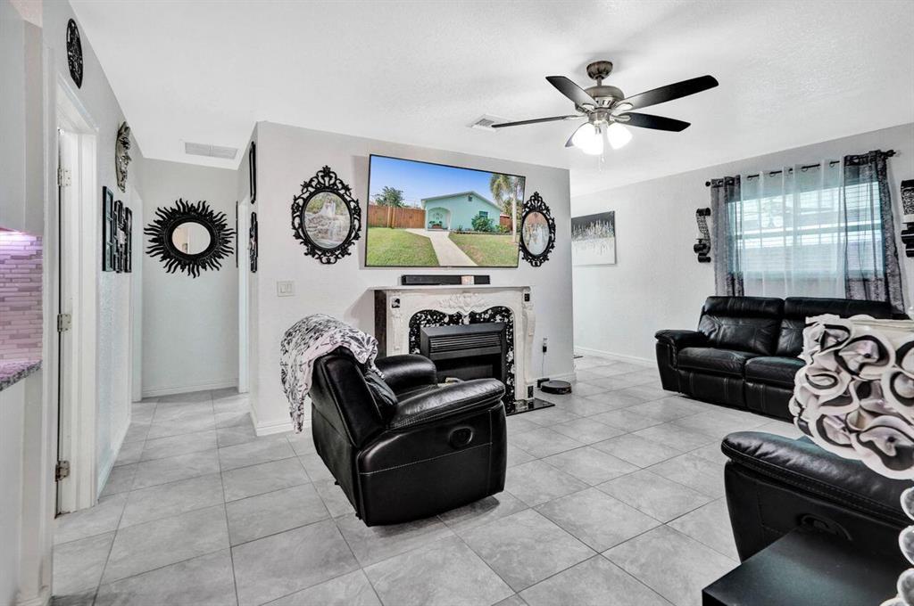 KENWOOD - Residential