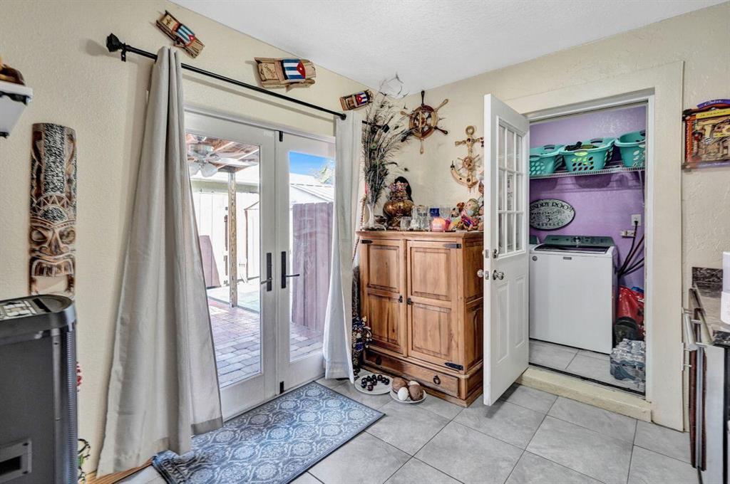 KENWOOD - Residential