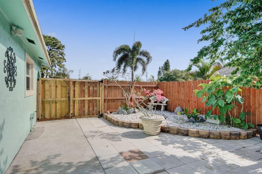 KENWOOD - Residential