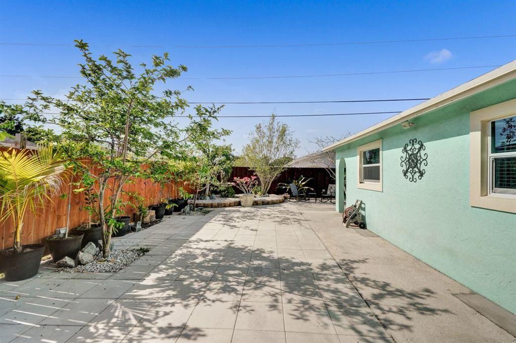 KENWOOD - Residential