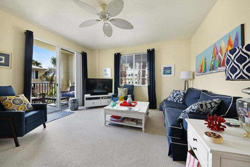 Photo of 250 NE 3rd Avenue #1309, Delray Beach, FL 33444 (MLS # R11061777)