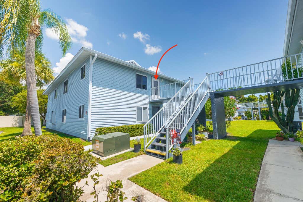 Photo of 191 SE Village Drive #191, Port Saint Lucie, FL 34952 (MLS # B26045477)
