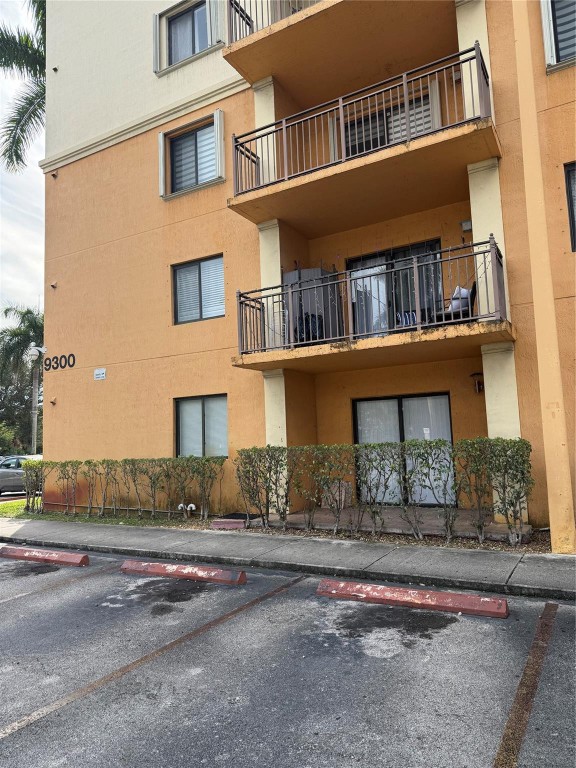 9300 Fontainebleau Boulevard E101