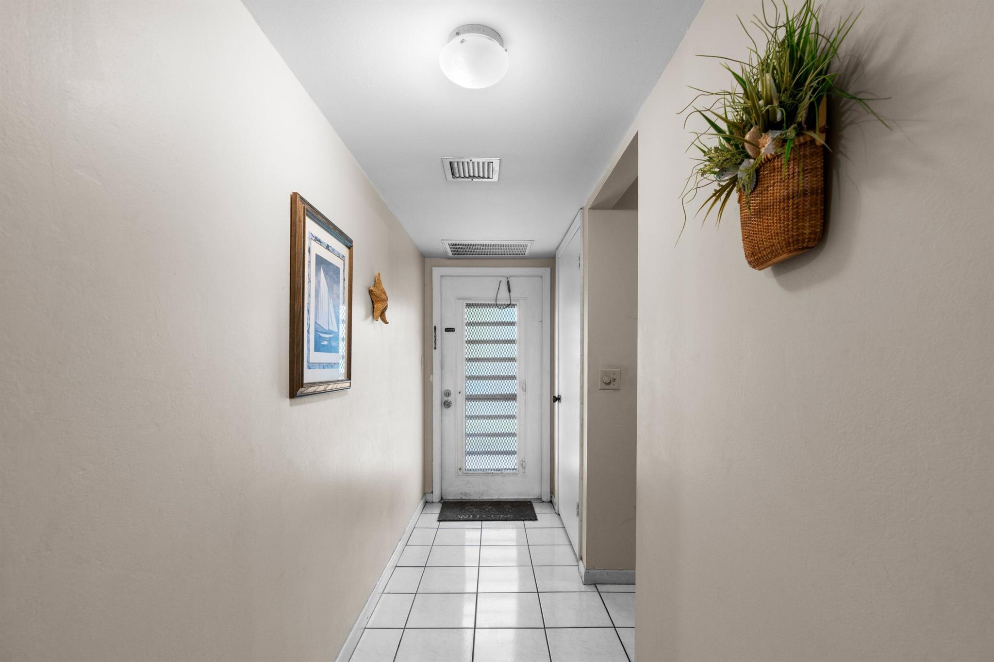 DEER CREEK COUNTRY CLUB - Residential Lease