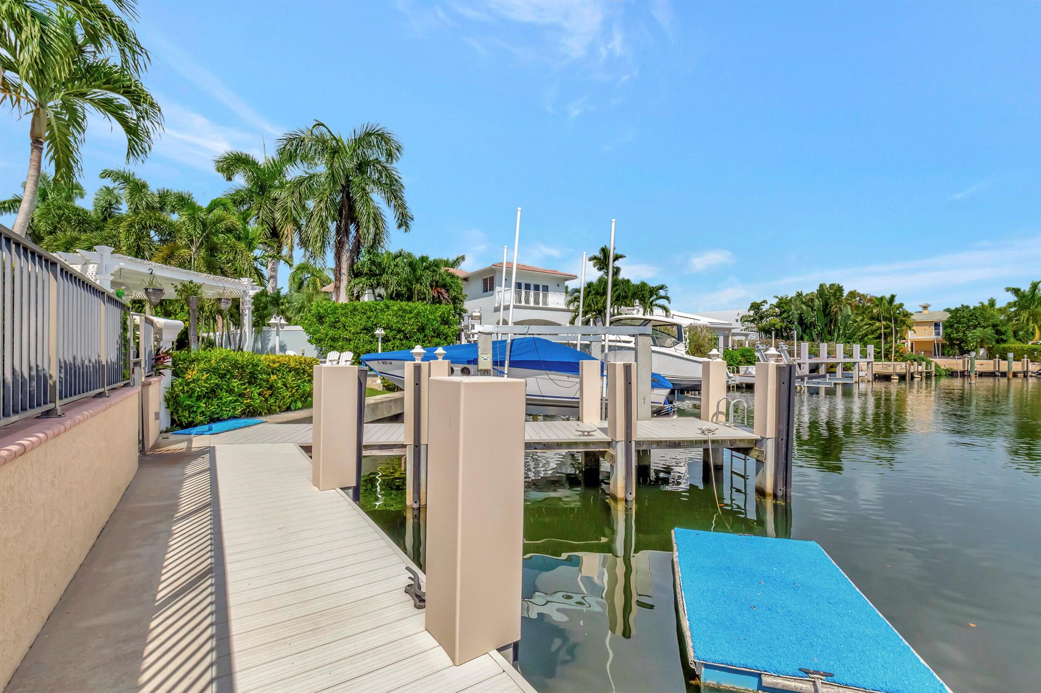 LAKE ROGERS ISLE UNIT A - Residential