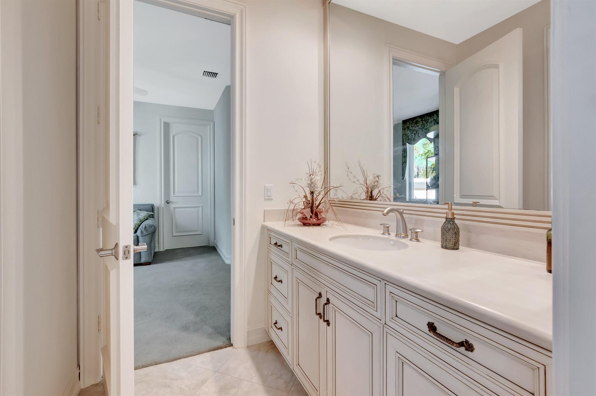 LAKE ROGERS ISLE UNIT A - Residential