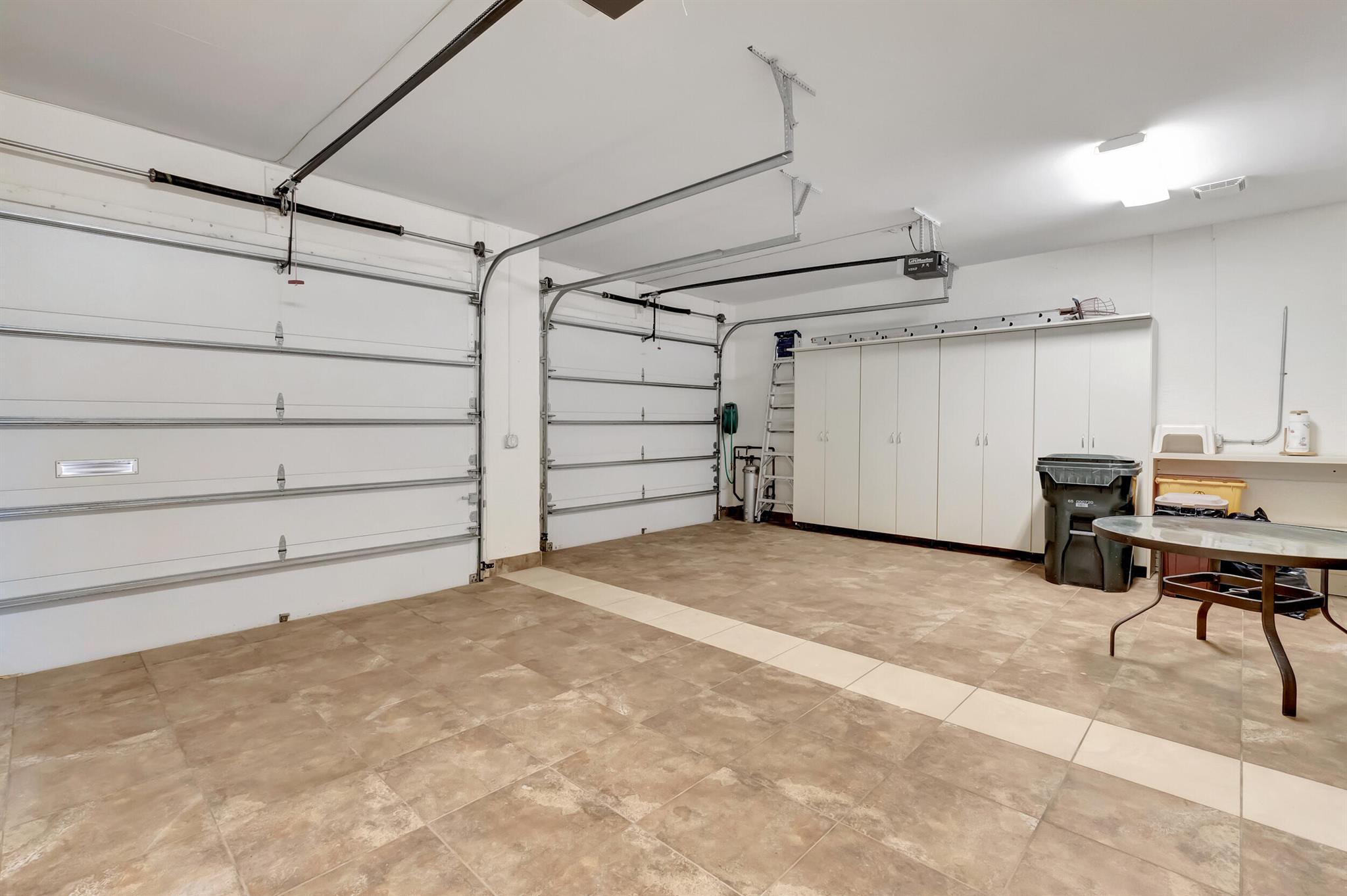 LAKE ROGERS ISLE UNIT A - Residential