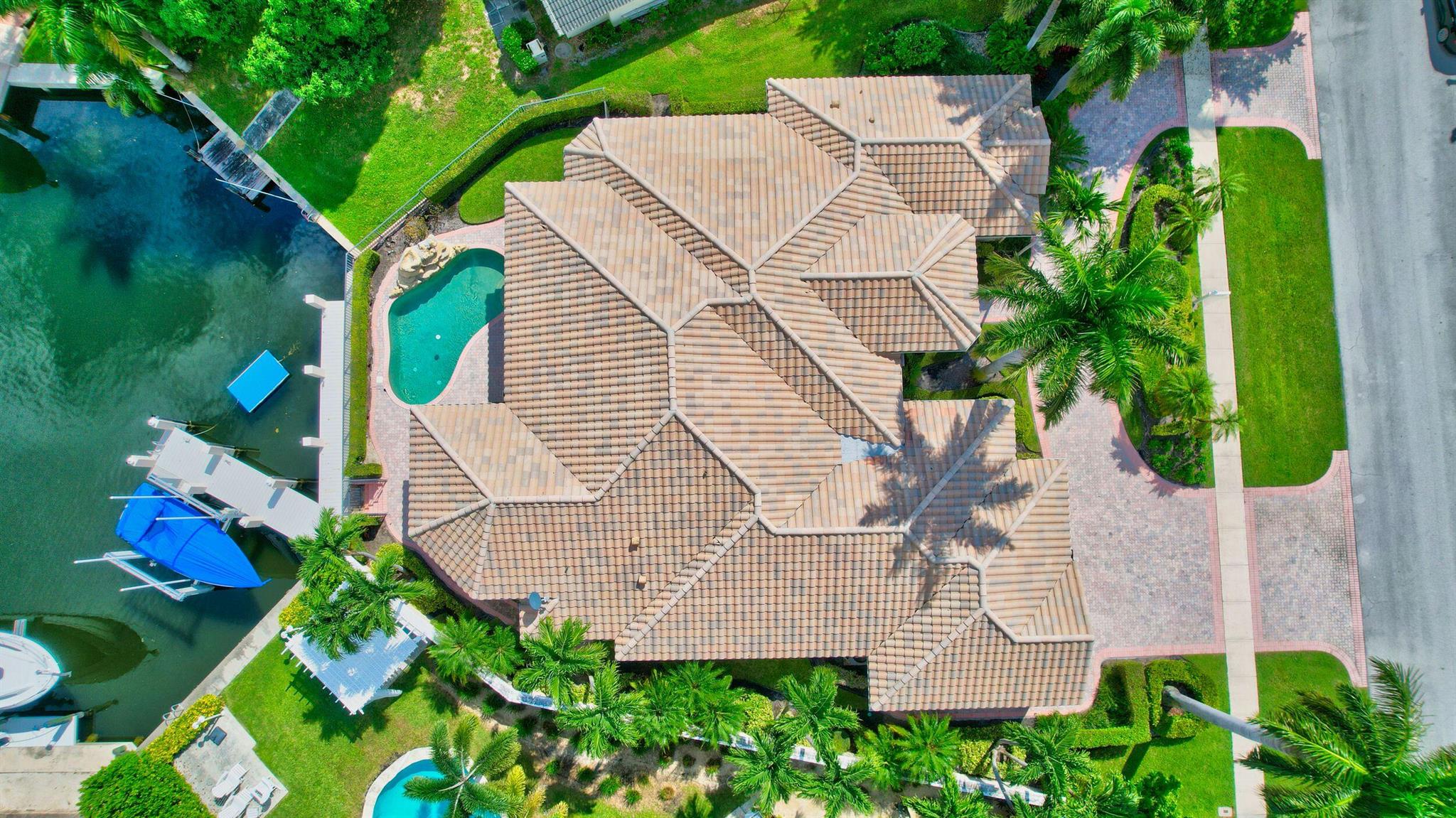 LAKE ROGERS ISLE UNIT A - Residential