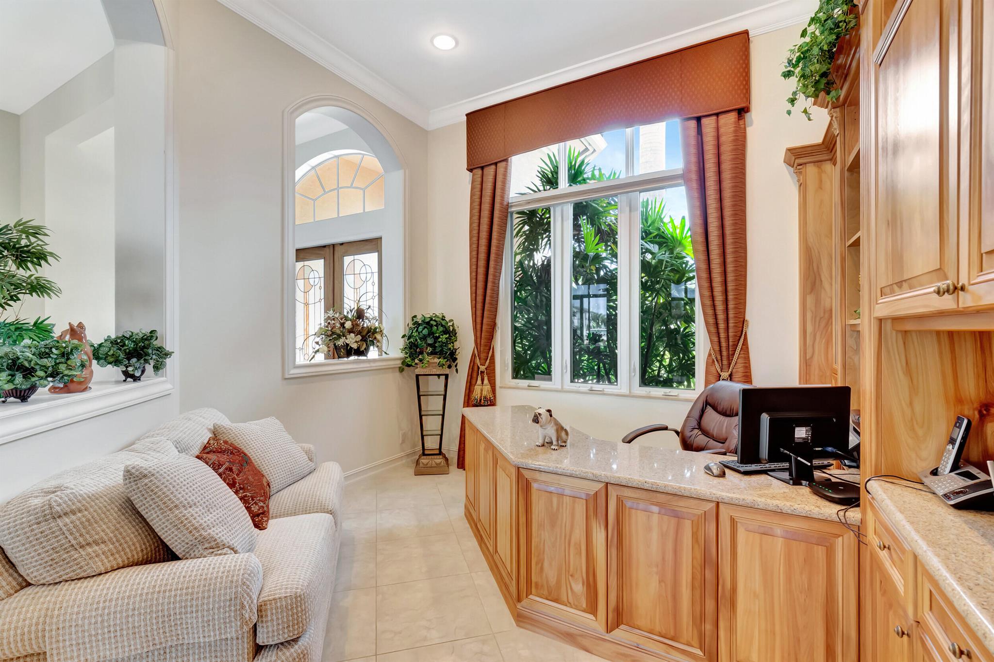 LAKE ROGERS ISLE UNIT A - Residential