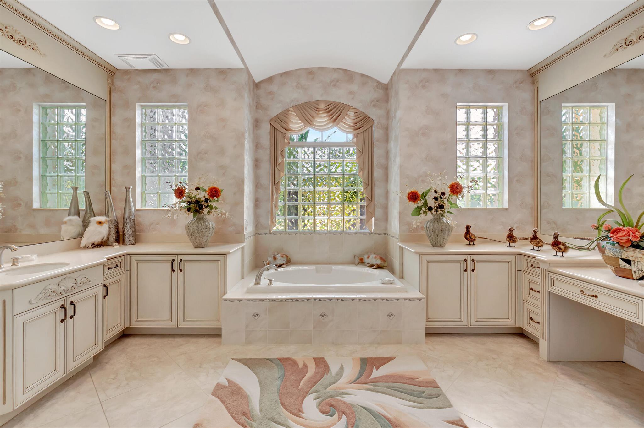 LAKE ROGERS ISLE UNIT A - Residential