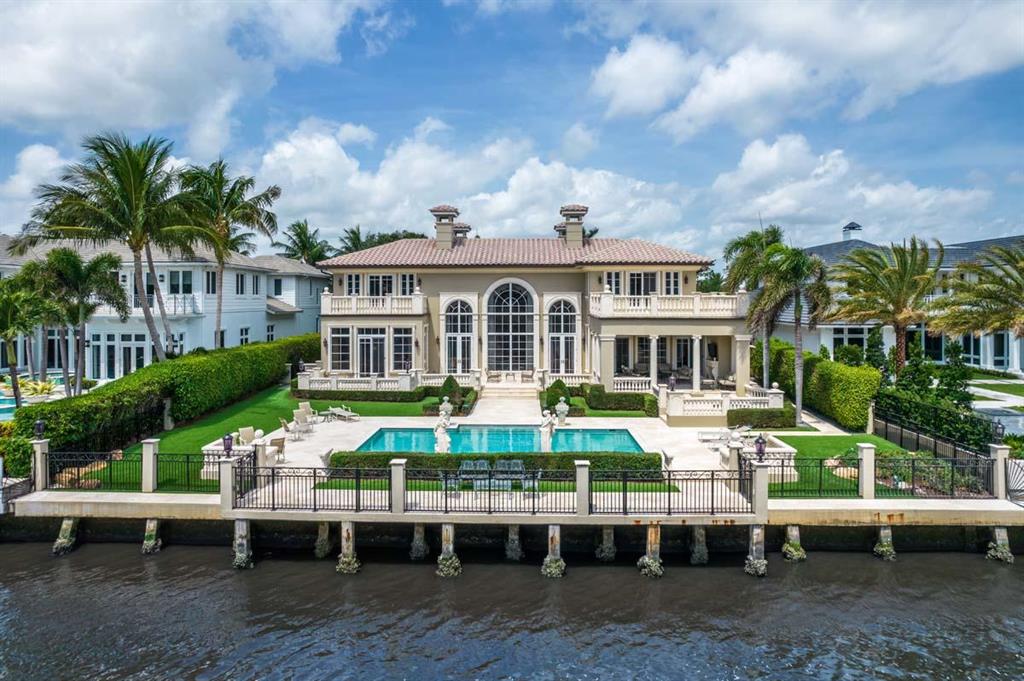 ROYAL PALM YACHT & COUNTR - Residential