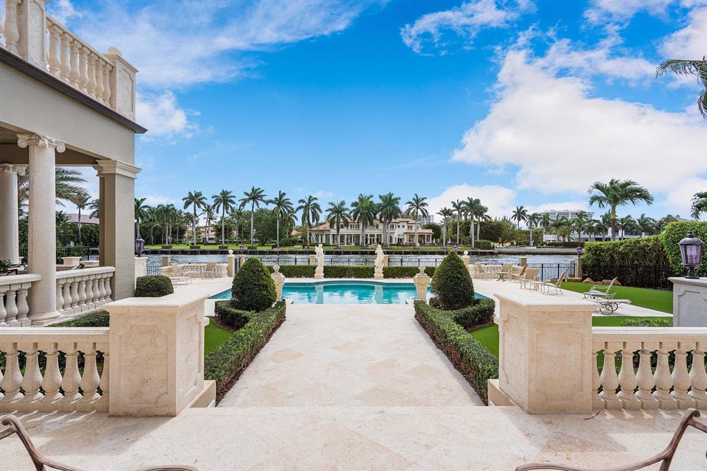 ROYAL PALM YACHT & COUNTR - Residential