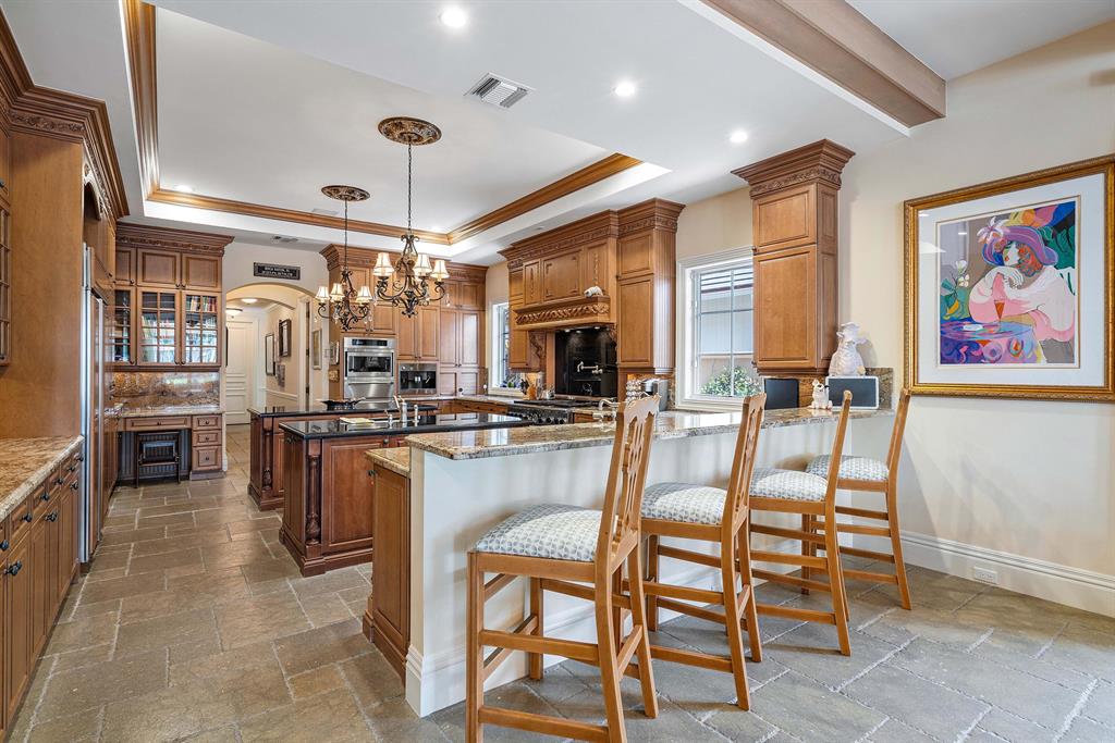 ROYAL PALM YACHT & COUNTR - Residential