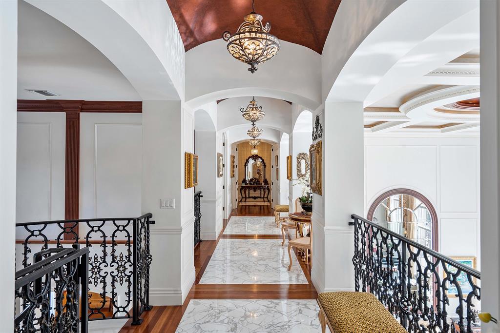 ROYAL PALM YACHT & COUNTR - Residential