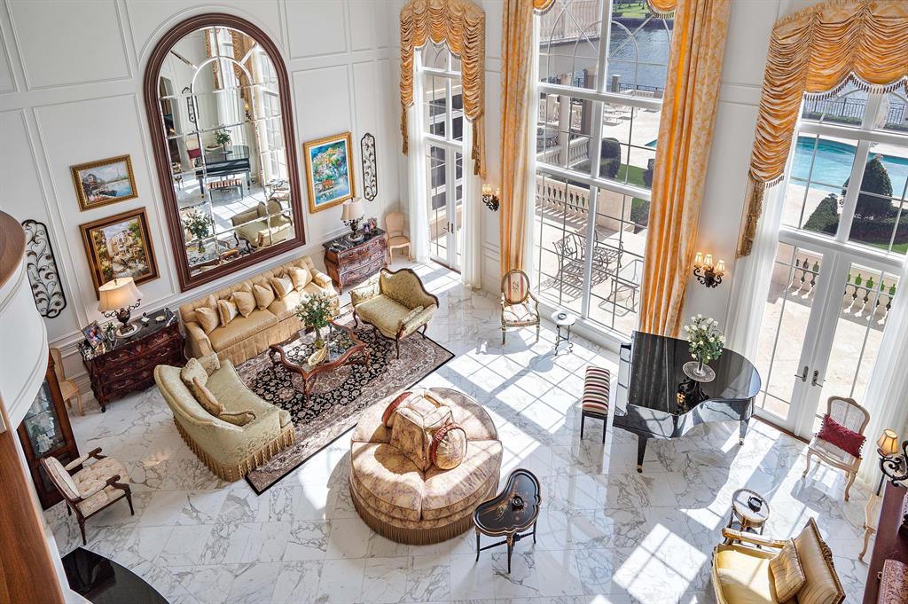 ROYAL PALM YACHT & COUNTR - Residential