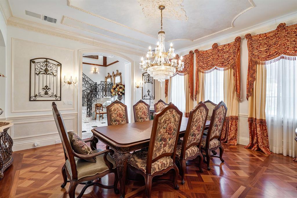 ROYAL PALM YACHT & COUNTR - Residential