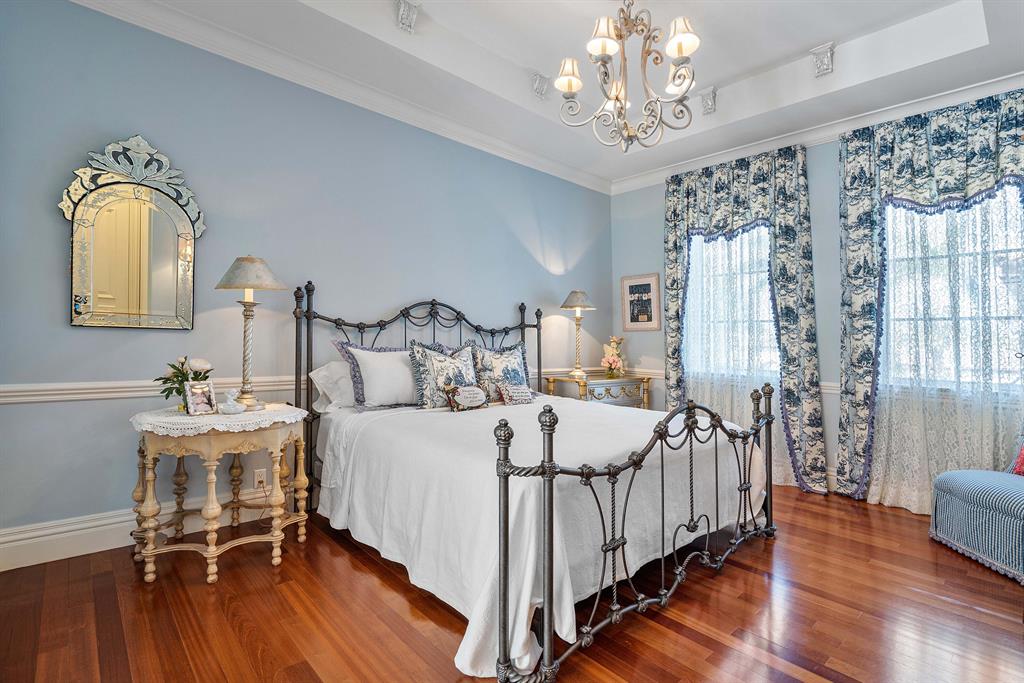 ROYAL PALM YACHT & COUNTR - Residential