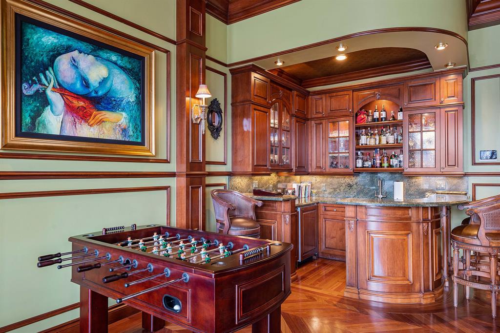 ROYAL PALM YACHT & COUNTR - Residential