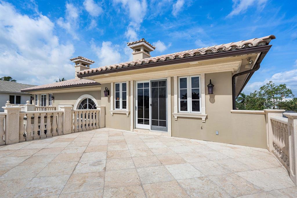 ROYAL PALM YACHT & COUNTR - Residential