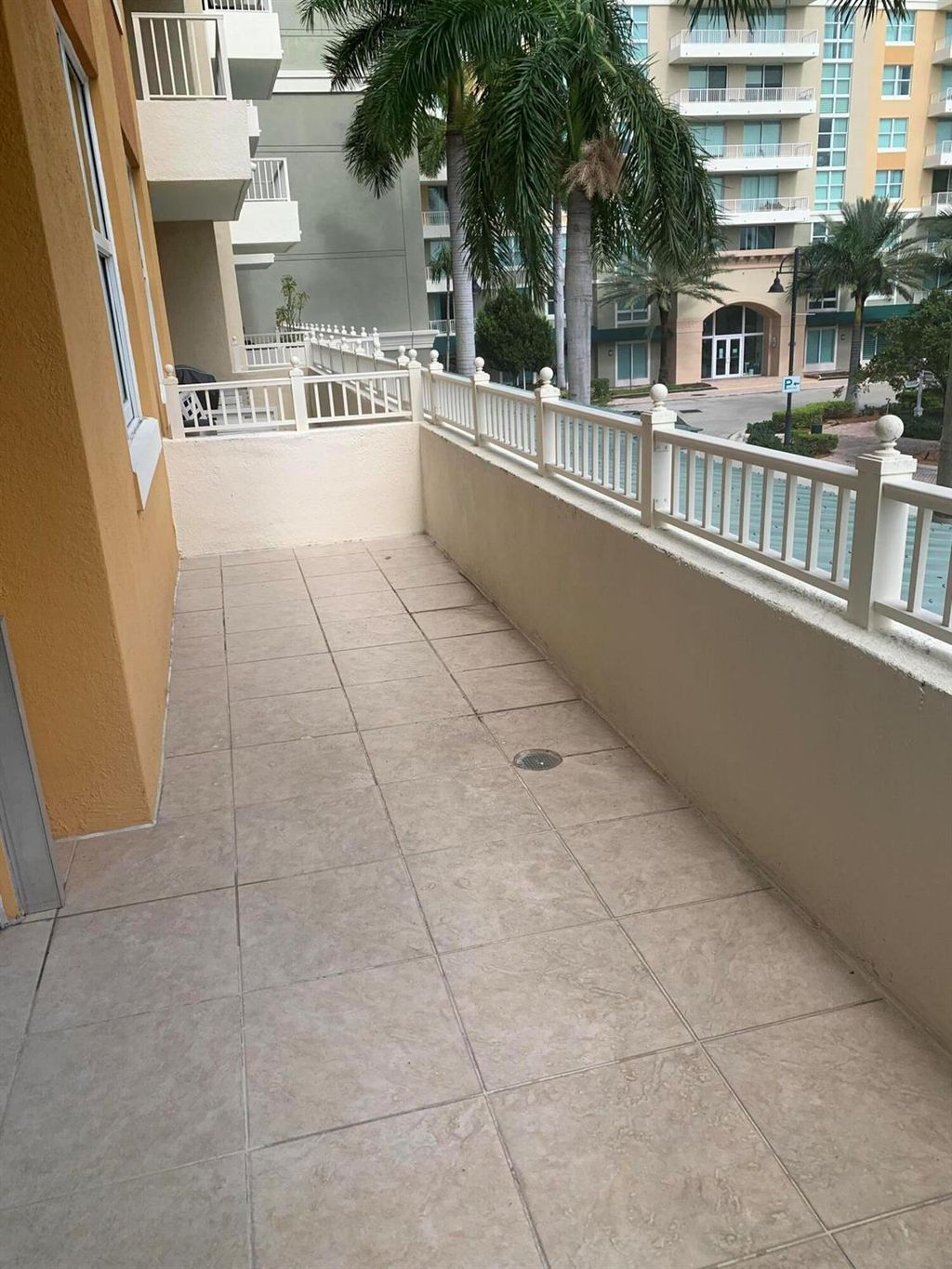 Photo of 100 NE 6th Street #204, Boynton Beach, FL 33435 (MLS # R11147139)