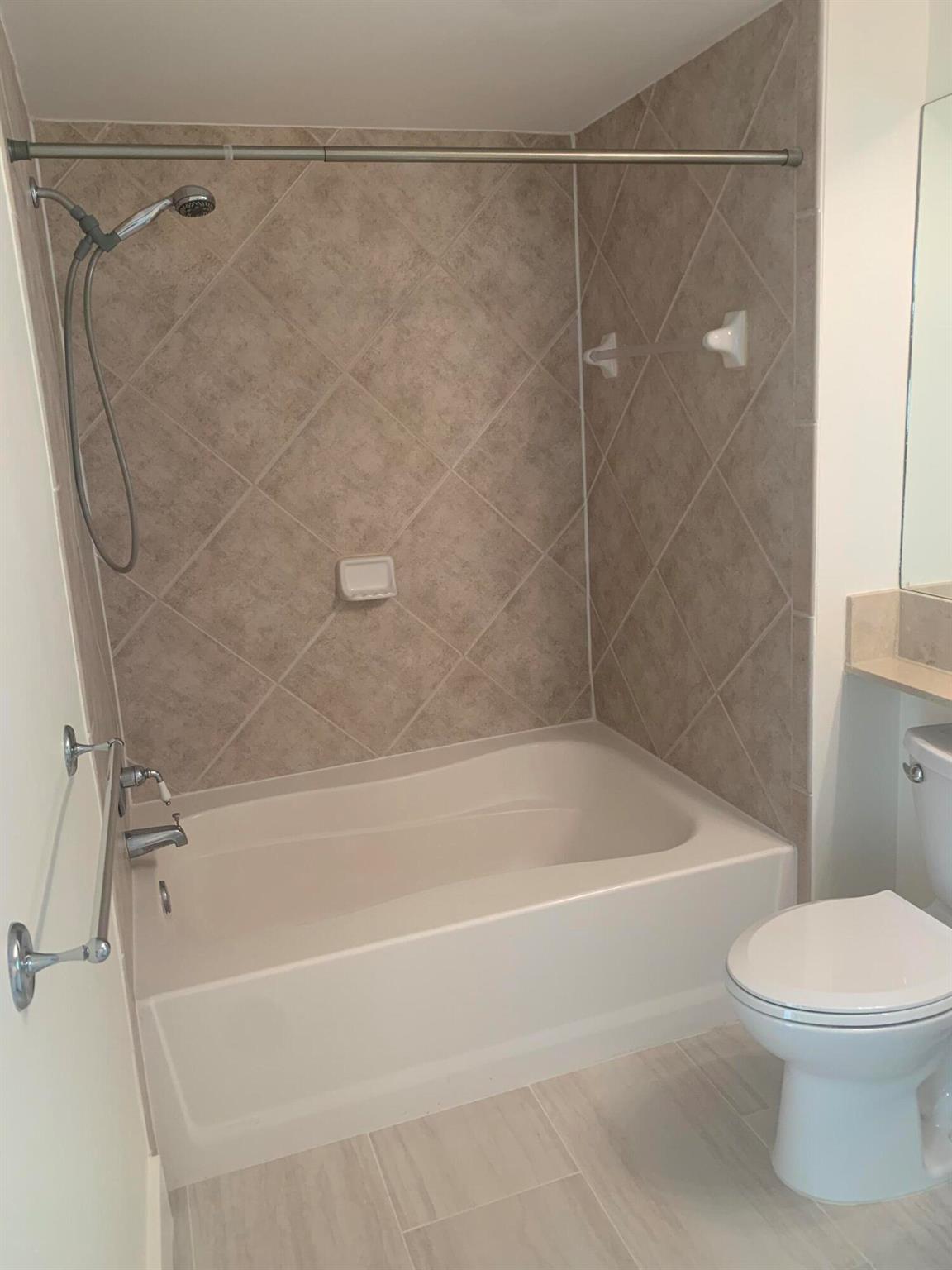 MARINA VILLAGE AT BOYNTON - Residential Lease