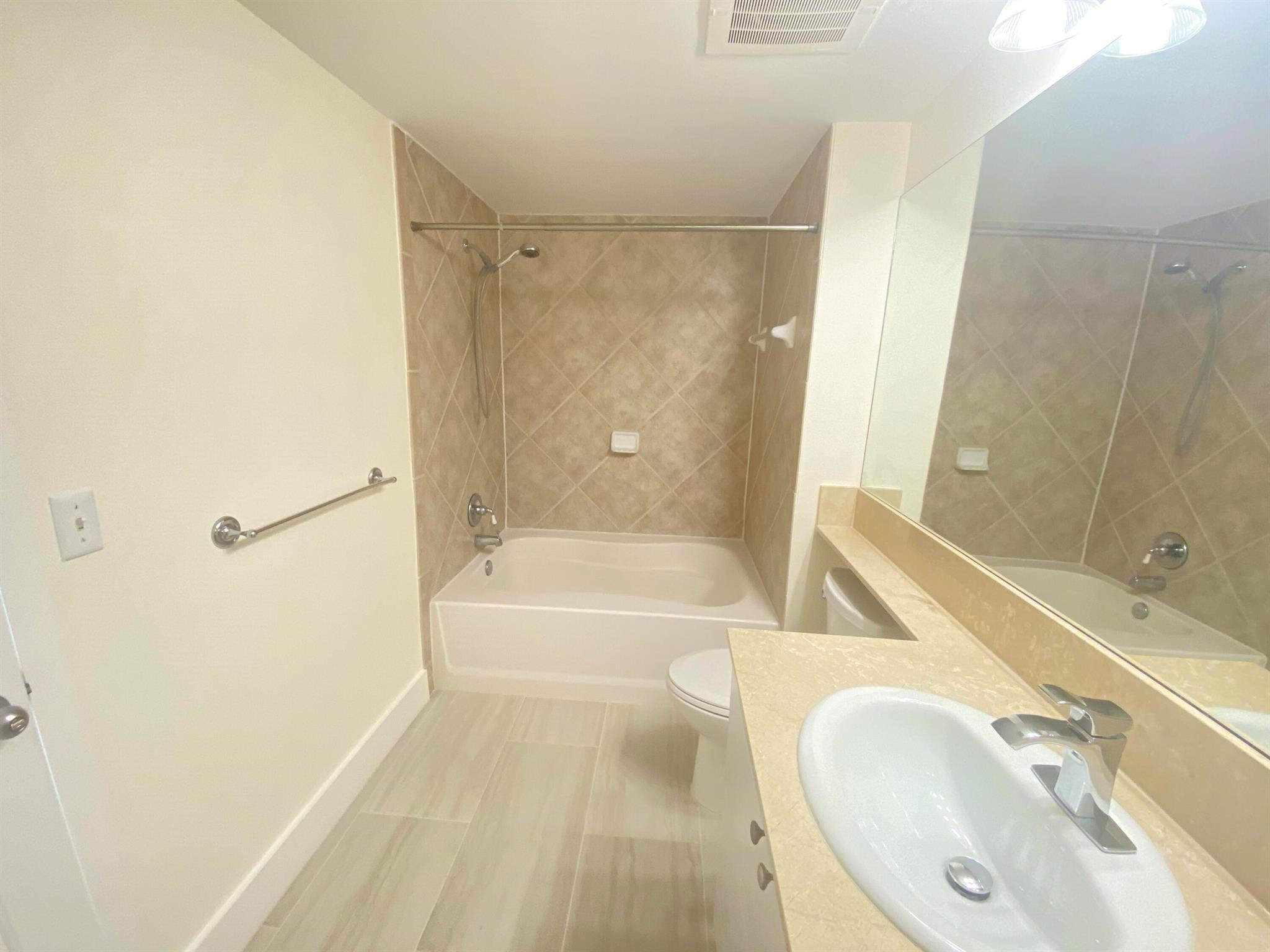 MARINA VILLAGE AT BOYNTON - Residential Lease