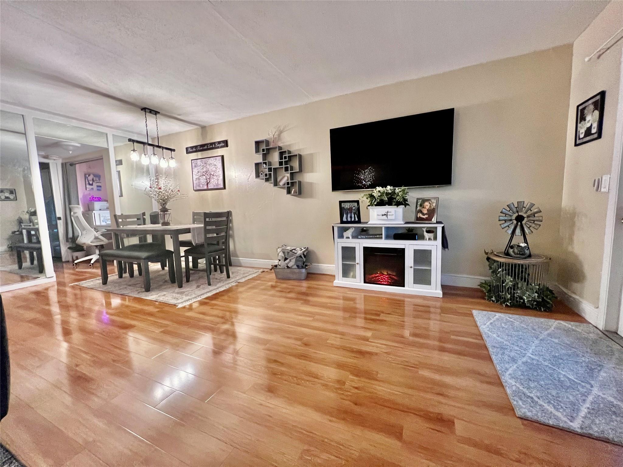 EXQUISITE 1 BEDROOM 1 1/2 IN THE HEART OF BEAUTIFUL CENTURY VILLAGE. THIS IS A RARE FIND, AS THIS UNIT HAS BEEN RENTED TO THE SAME FAMILY FOR YEARS, BUT PERSONAL ISSUES PREVENTED THEM FROM RENTING THIS YEAR. THE PICTURES SPEAK FOR THEMSELVES, YOU WON'T FIND A SIMILAR FURNISHED UNIT ANYWHERE!!! FULLY RENOVATED INCLUDING ENCLOSED PATIO, PEACEFUL BUILDING, FRIENDLY NEIGHBORS AND ONLY 2 MILES TO THE BEACH. ASSIGNED PARKING SPOT CONVENIENTLY CLOSE TO THE UNIT. RESORT STYLE AMENITIES INCLUDE CLUBHOUSE WITH INDOOR AND OUTDOOR POOLS, CRAFTS, CERAMICS, LIVE SHOWS, FREE MOVIES, MINIATURE GOLF, SHUFFLEBOARD, BOCCE, PICKLEBALL, TENNIS, AND DOZENS OF SOCIAL CLUBS. FREE BUSES TO SHOPPING AND DINING. RENT INCLUDES ELECTRIC, WATER, SEWER, AND INTERNET. WILL RENT FOR 4 TO 6 MONTHS!!! 55+