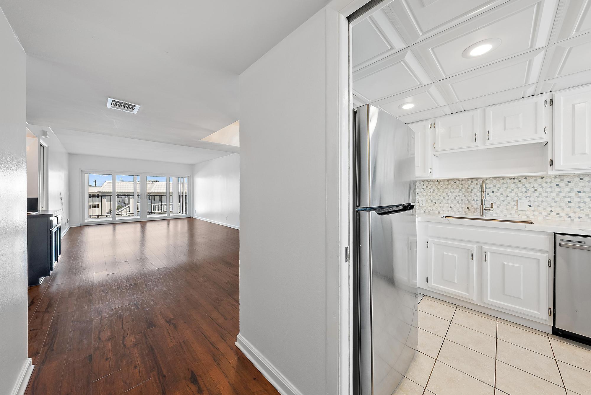 SHUTTERS CONDO - Residential Lease