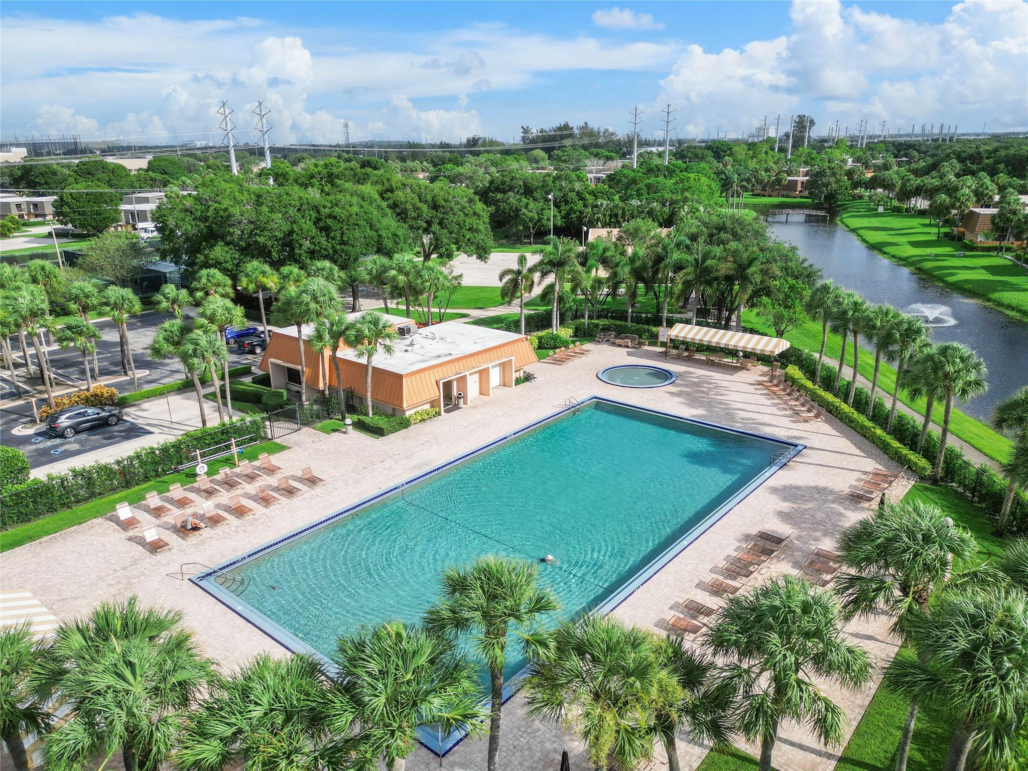 VILLAGE OF SANDALWOOD LAKES - Residential Lease