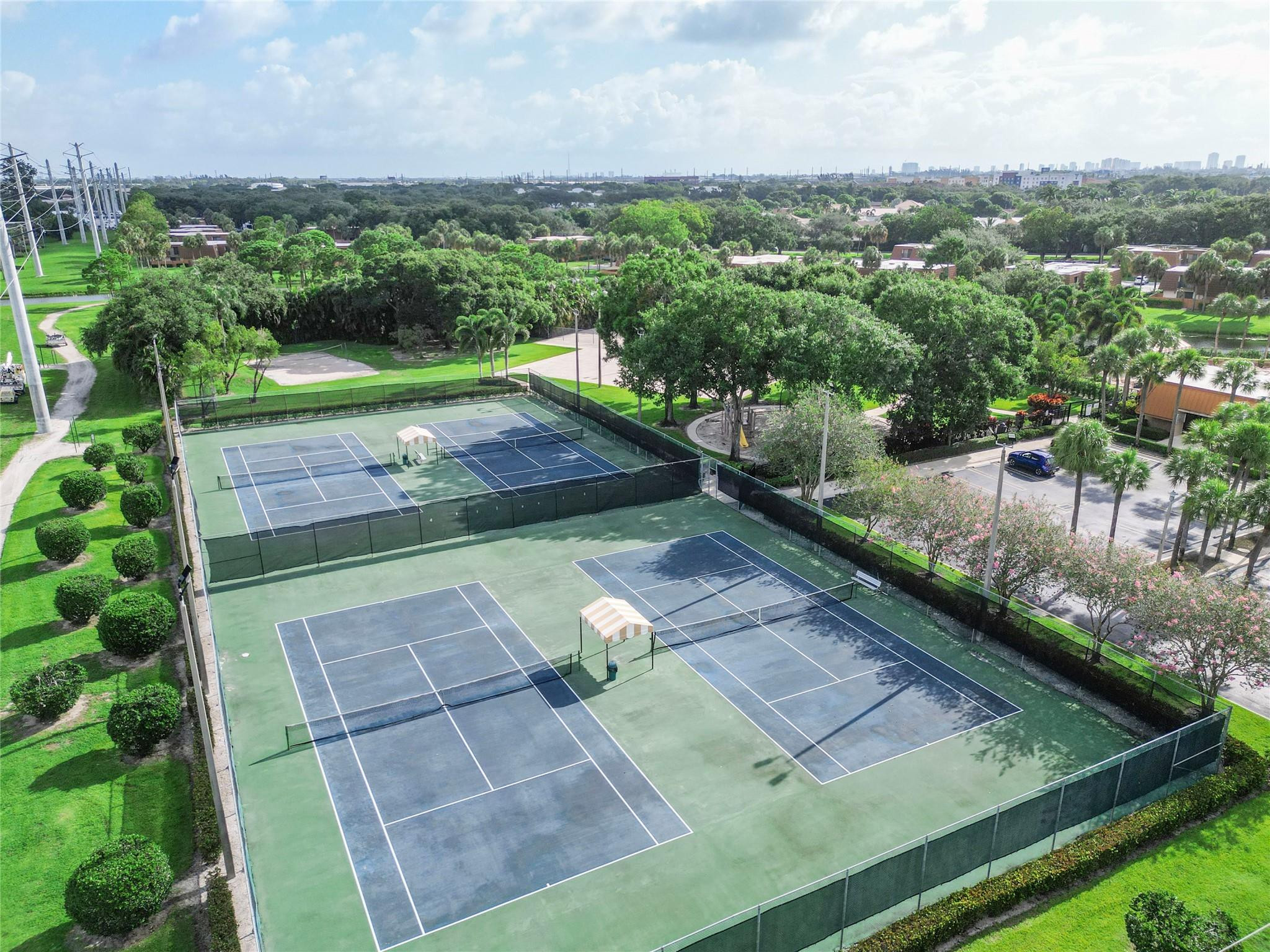 VILLAGE OF SANDALWOOD LAKES - Residential Lease