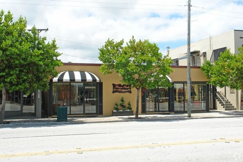 Photo of 3721 S Dixie Highway, West Palm Beach, FL 33405 (MLS # B26014662)