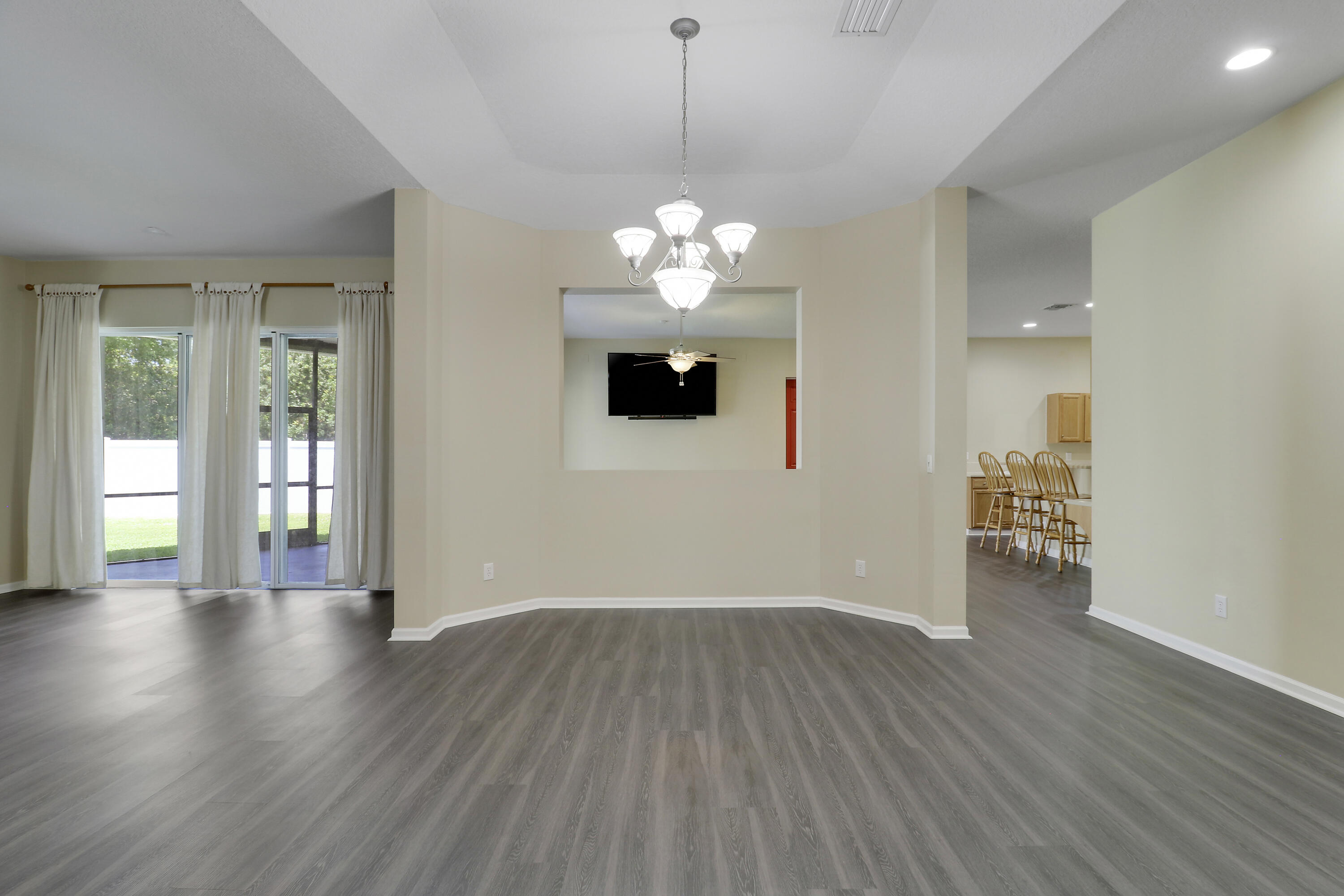 10075 Freesian Way