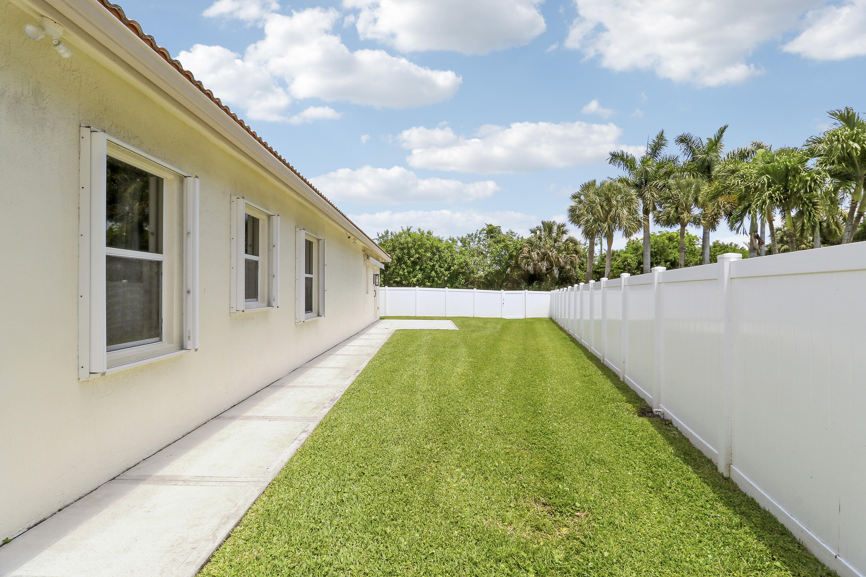 WHITEHORSE ESTATES 2 - Residential