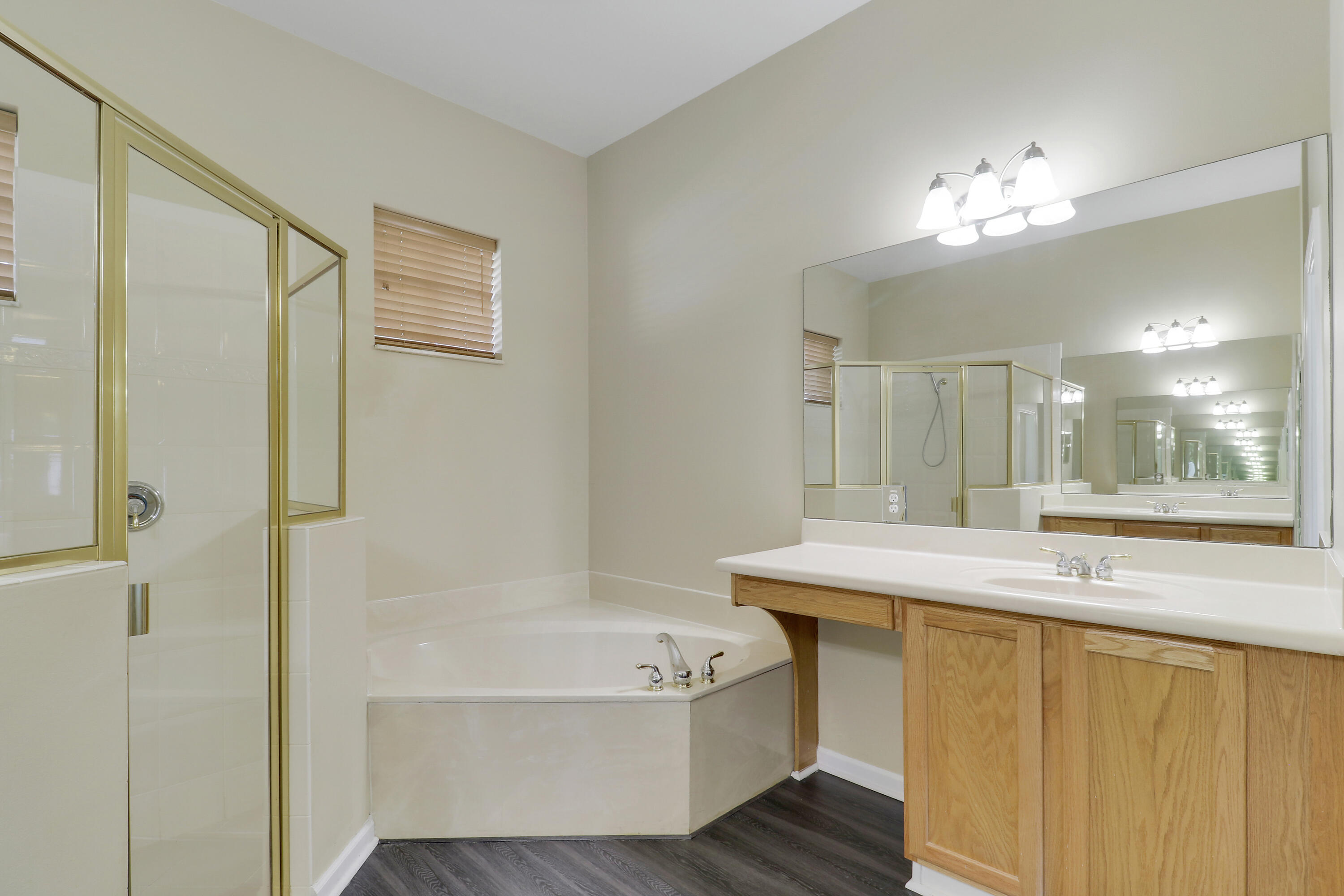 WHITEHORSE ESTATES 2 - Residential
