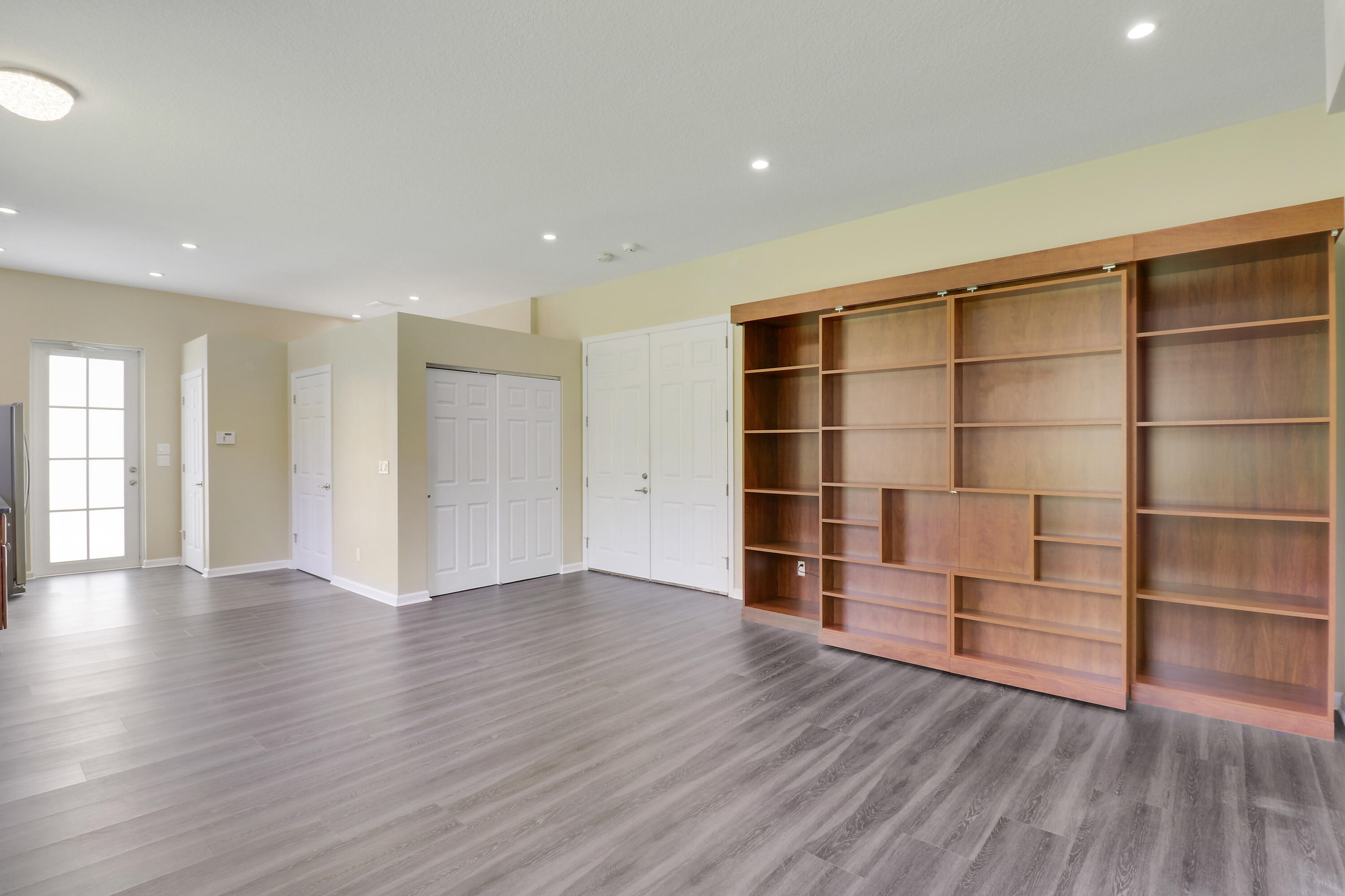 WHITEHORSE ESTATES 2 - Residential