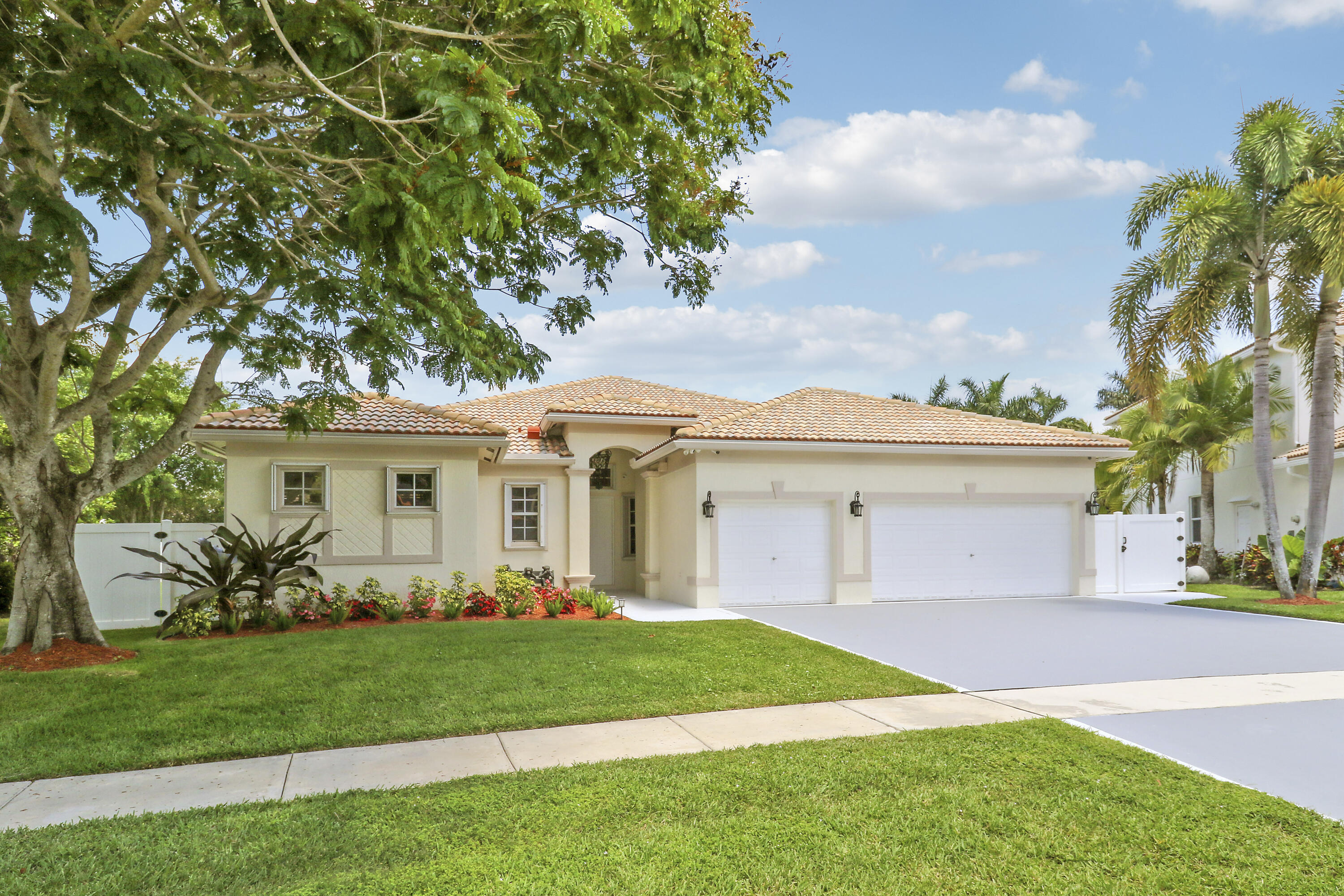 WHITEHORSE ESTATES 2 - Residential