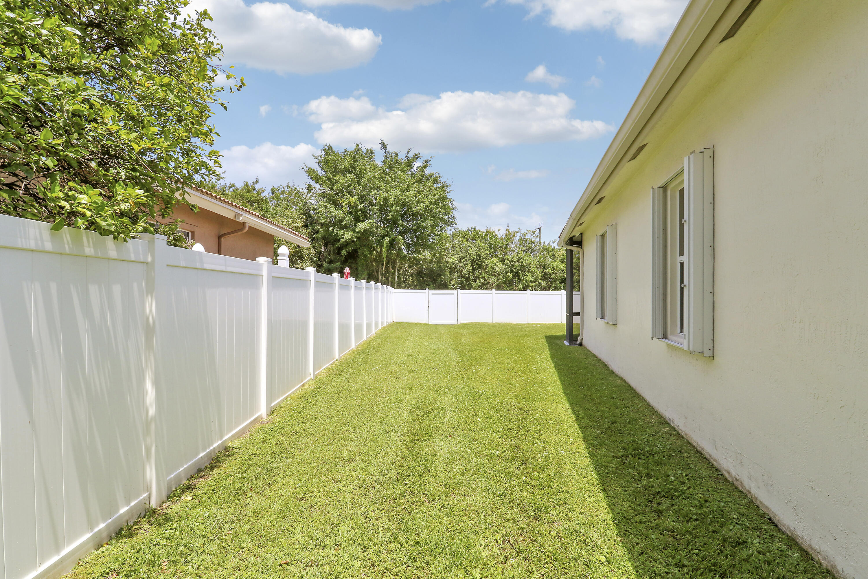 WHITEHORSE ESTATES 2 - Residential