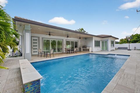 Tiny photo for 711 NE 6th Street, Boca Raton, FL 33432 (MLS # F10552124)
