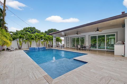Tiny photo for 711 NE 6th Street, Boca Raton, FL 33432 (MLS # F10552124)