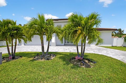Tiny photo for 711 NE 6th Street, Boca Raton, FL 33432 (MLS # F10552124)