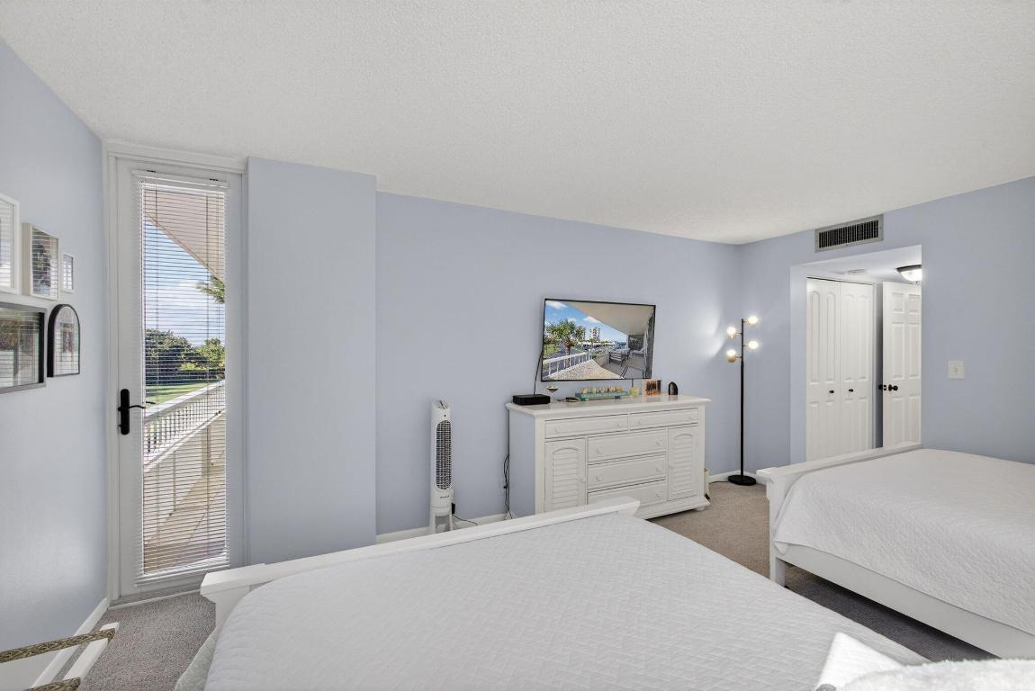 WATER GLADES CONDO - Residential