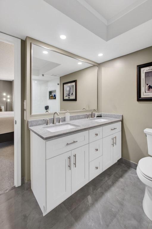 WATER GLADES CONDO - Residential