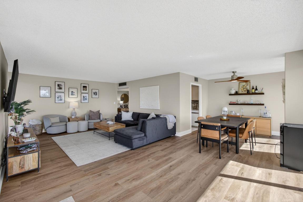 WATER GLADES CONDO - Residential