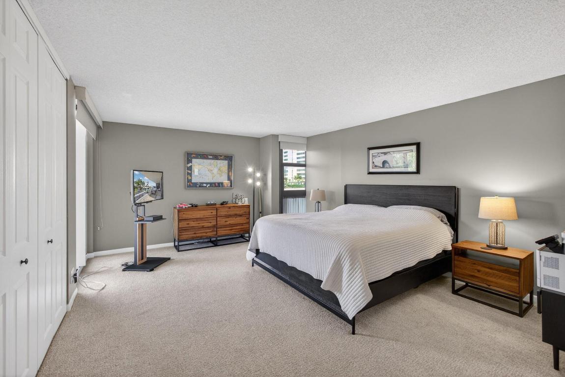 WATER GLADES CONDO - Residential