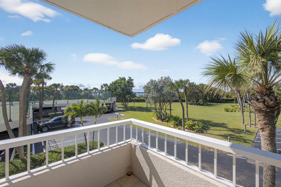 WATER GLADES CONDO - Residential