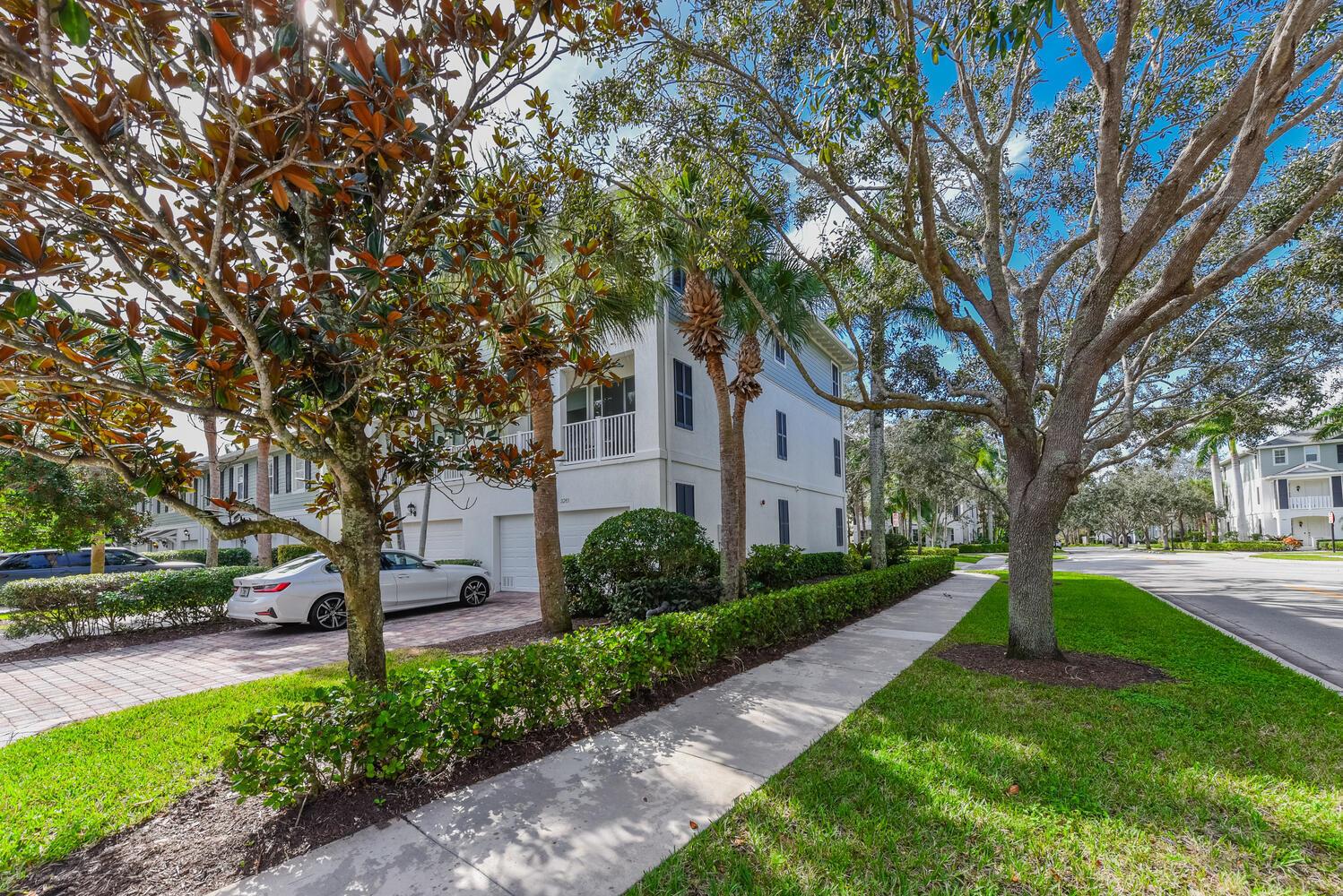 MARTINIQUE AT ABACOA 1 - Residential