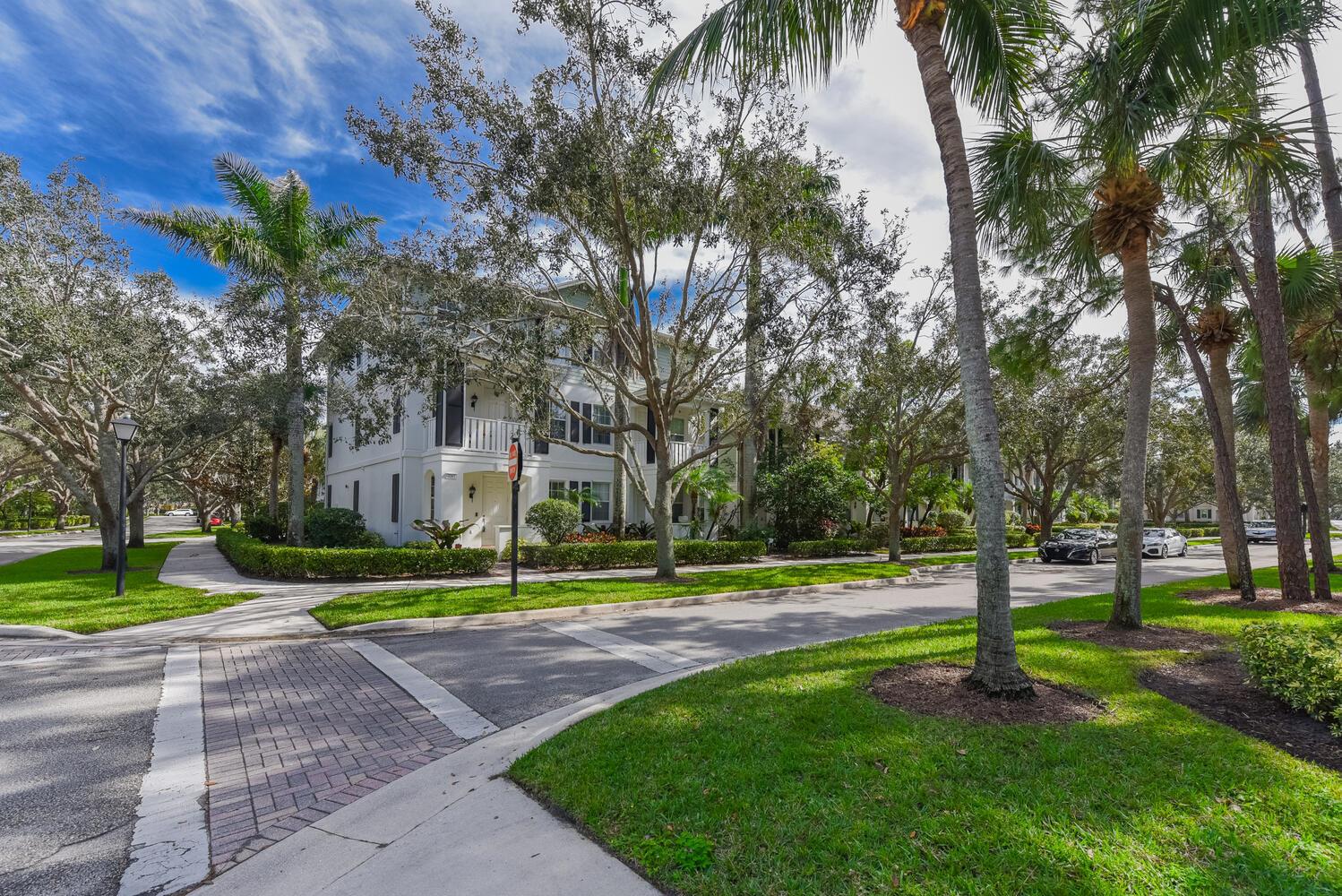 MARTINIQUE AT ABACOA 1 - Residential